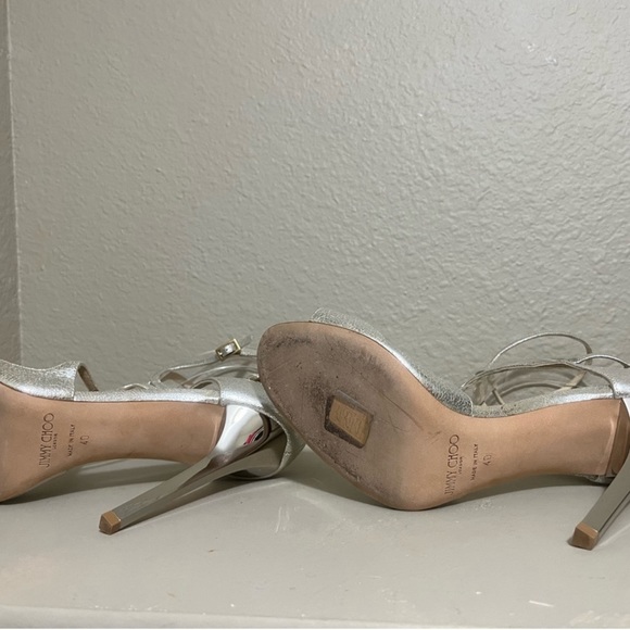 Jimmy Choo heel comfortable shoes, size 40 or 8.5 in great condition - Picture 4 of 4